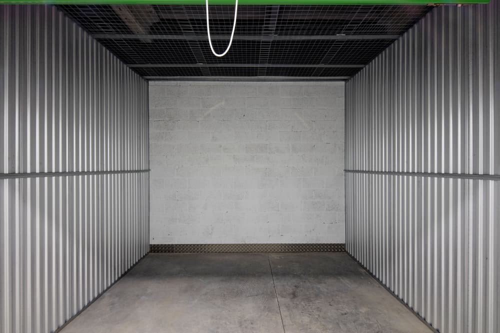 Storebox opslagruimte binnen