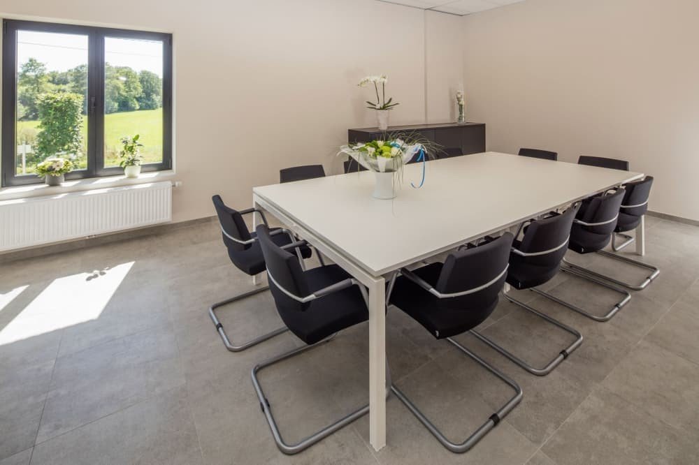 Storebox vergaderruimte met raam